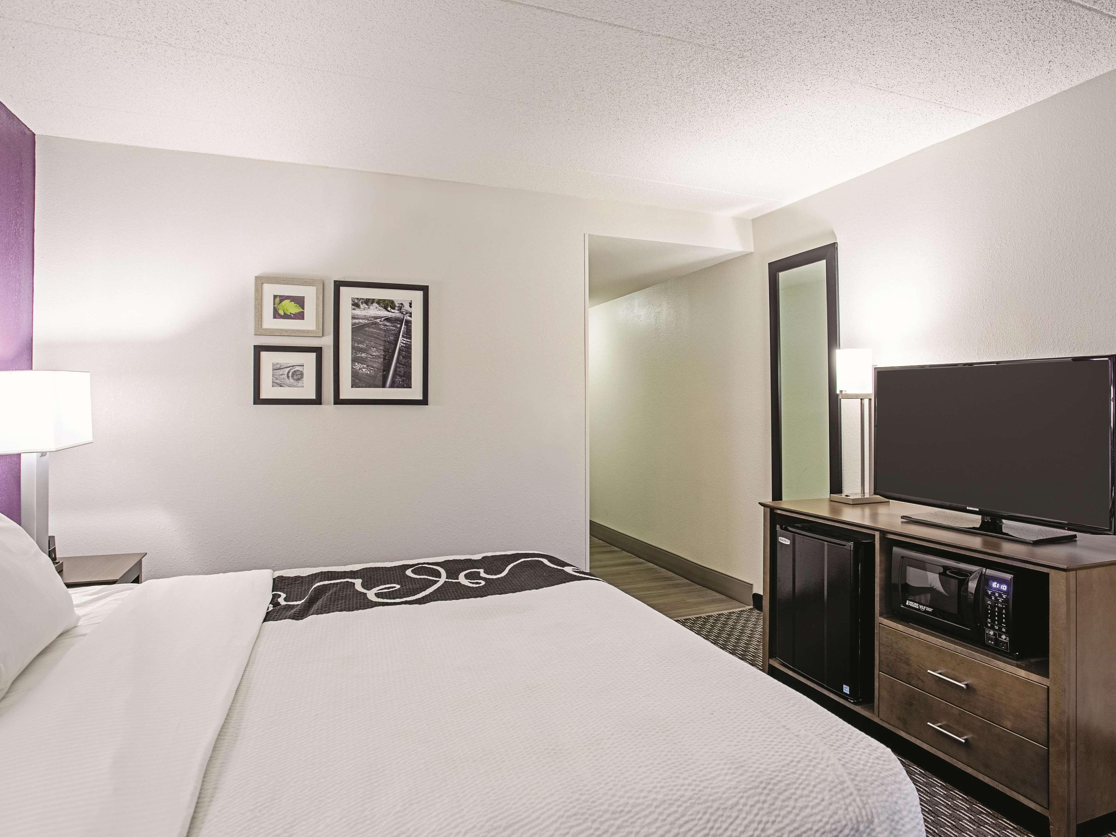 La Quinta By Wyndham Baltimore N / White Marsh Rosedale Exterior foto